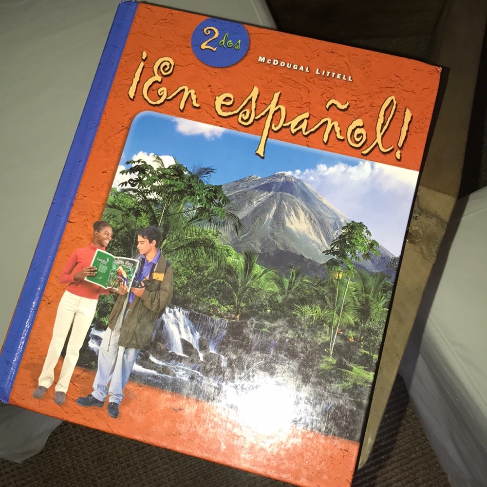 En Español Spanish textbook